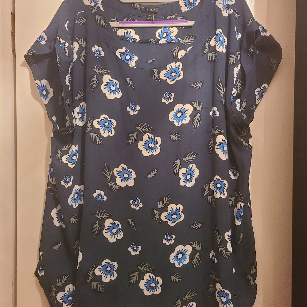 Ann Taylor Factory XL Green top